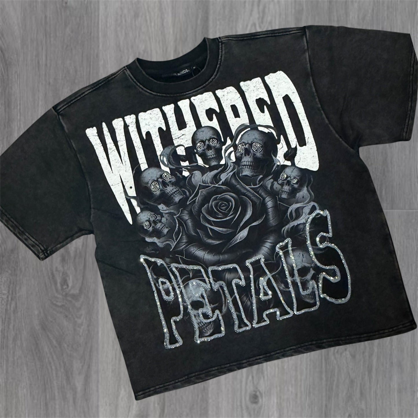 Withered Petals T-shirt - Black - 11132