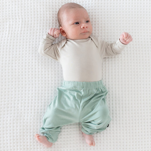 Pant in Sage